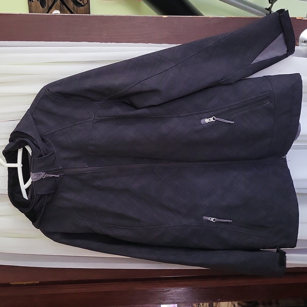 Women's 1X Free Country black lined hooded coat